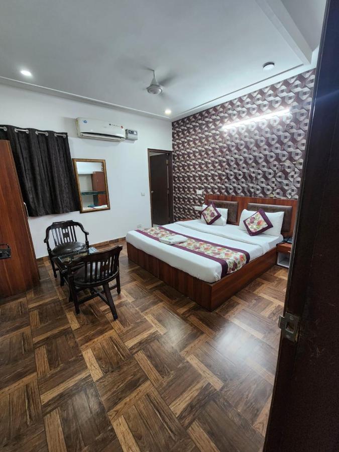 Hotel Aerotech Suite Νέο Δελχί Εξωτερικό φωτογραφία