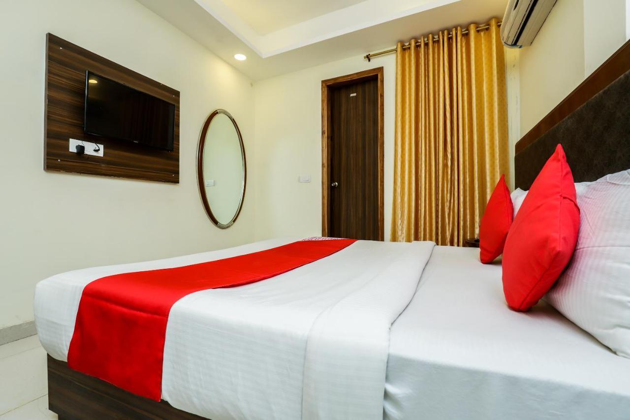 Hotel Aerotech Suite Νέο Δελχί Εξωτερικό φωτογραφία